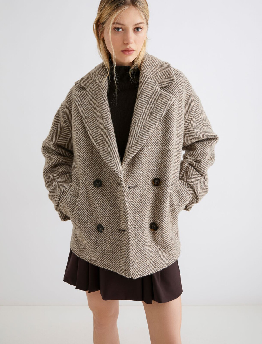 raven kroj iz debele volnene mešanice - mud