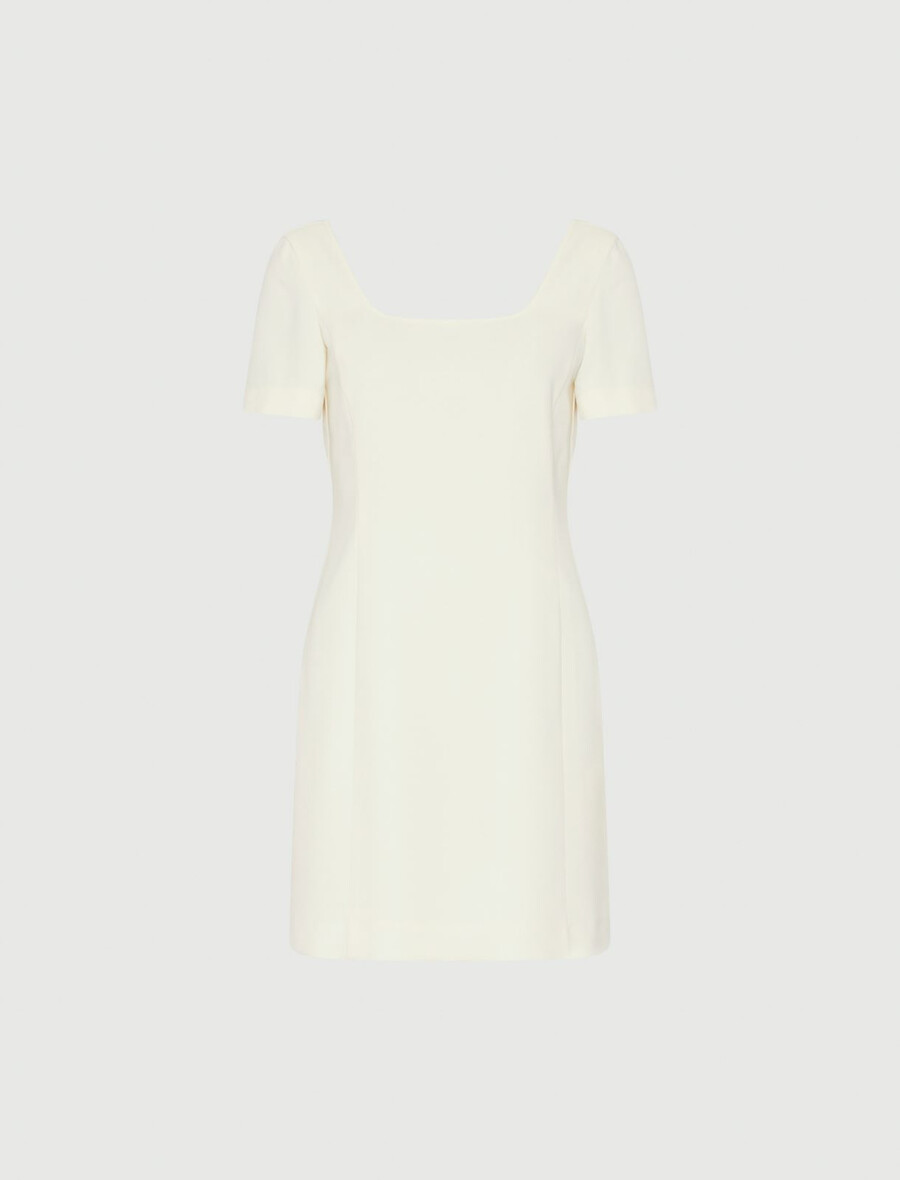 obleka z oprijetim krojem - bela volna