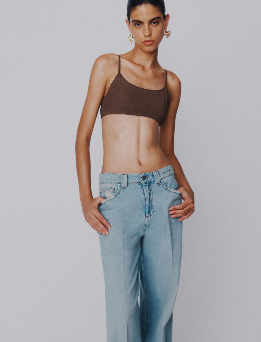 kavbojke z visokim pasom in širokimi hlačnicami - praŠno modre