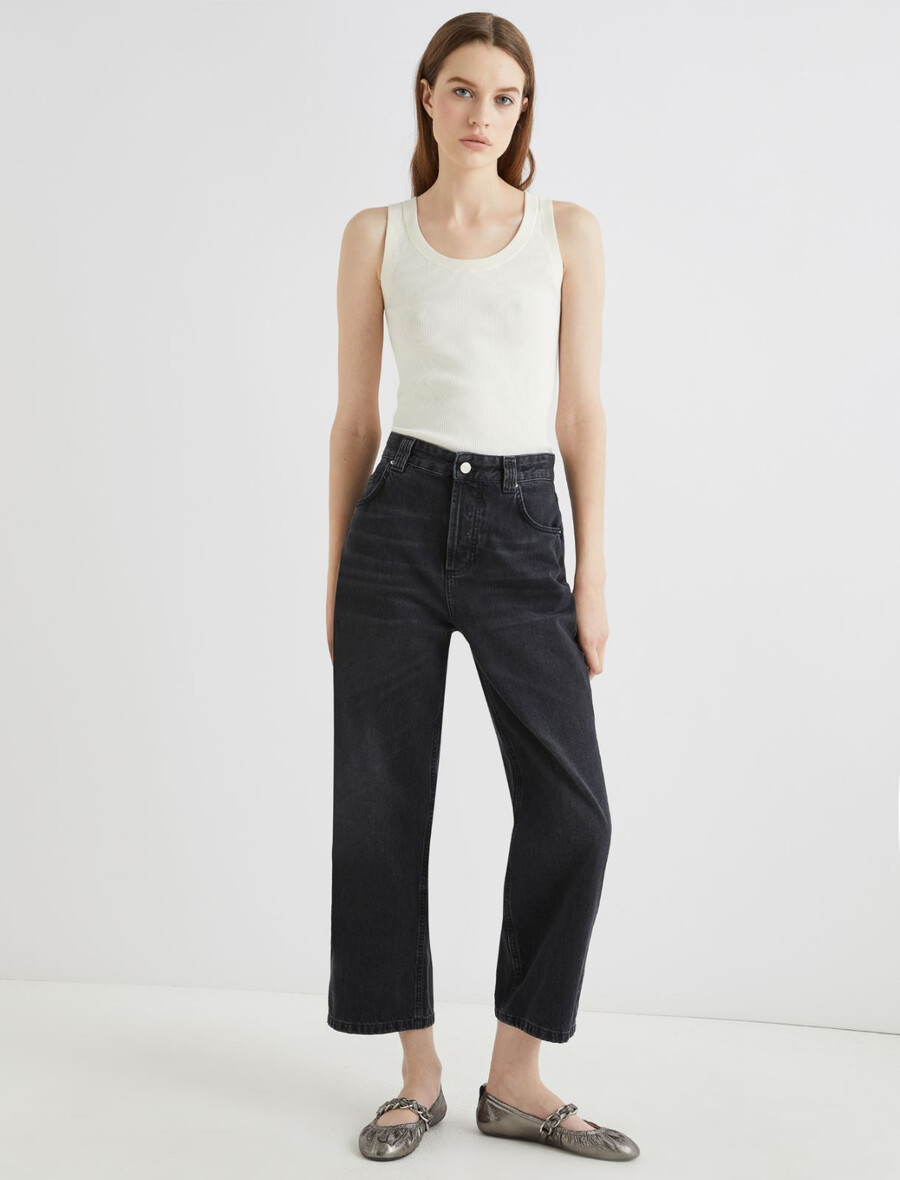 mom kavbojke - Črna