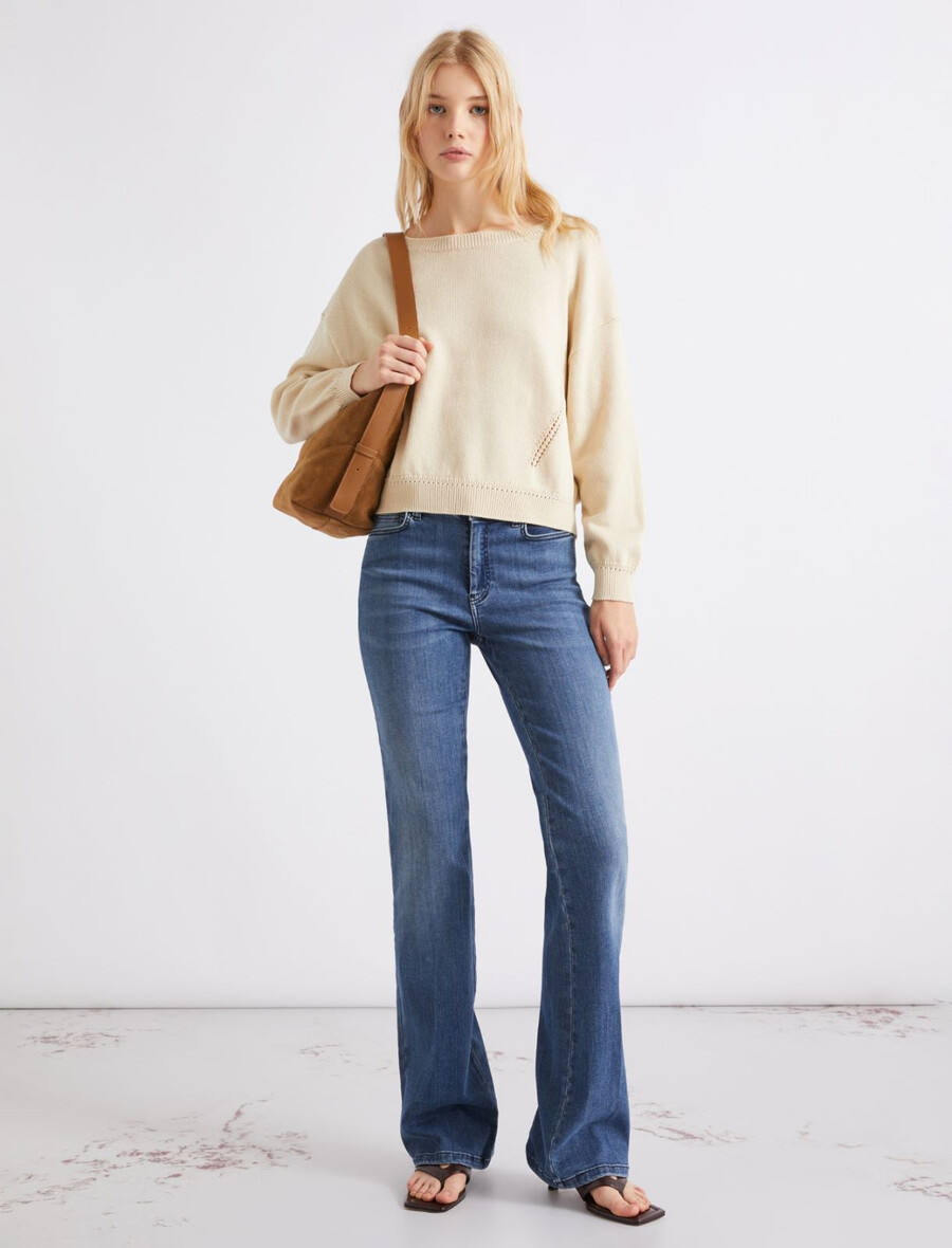 bombažni pulover z ladjastim izrezom - volna bela