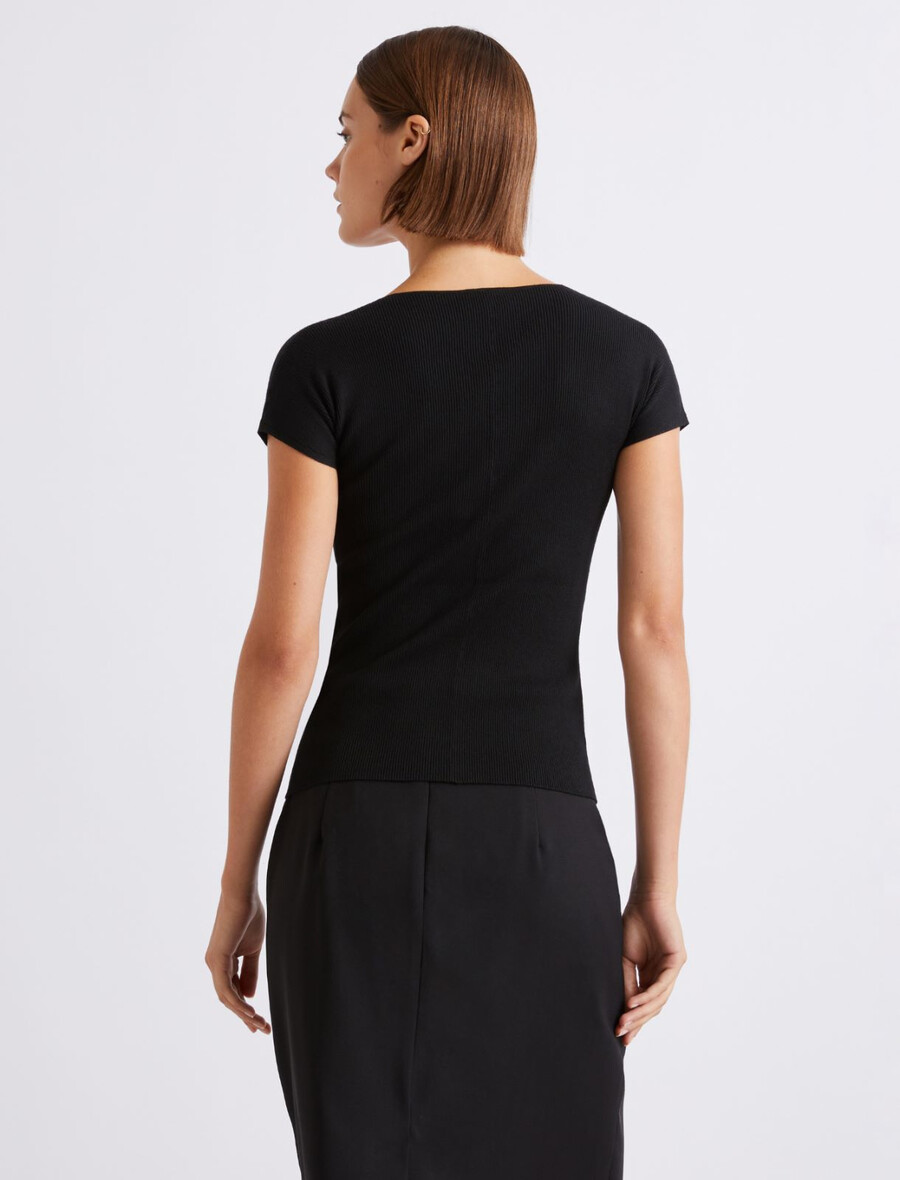 rebrasto pleten pulover iz viskoze - Črn