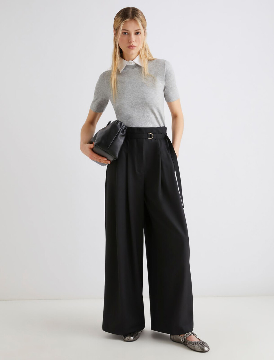 majica s snemljivim ovratnikom in kristalnim detajlom - siva