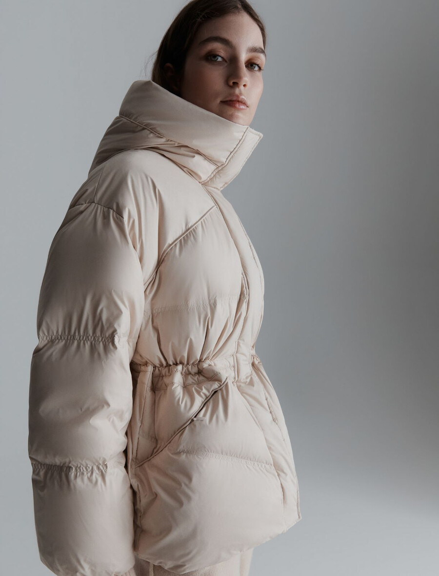 vodoodporna puhovka - kremna