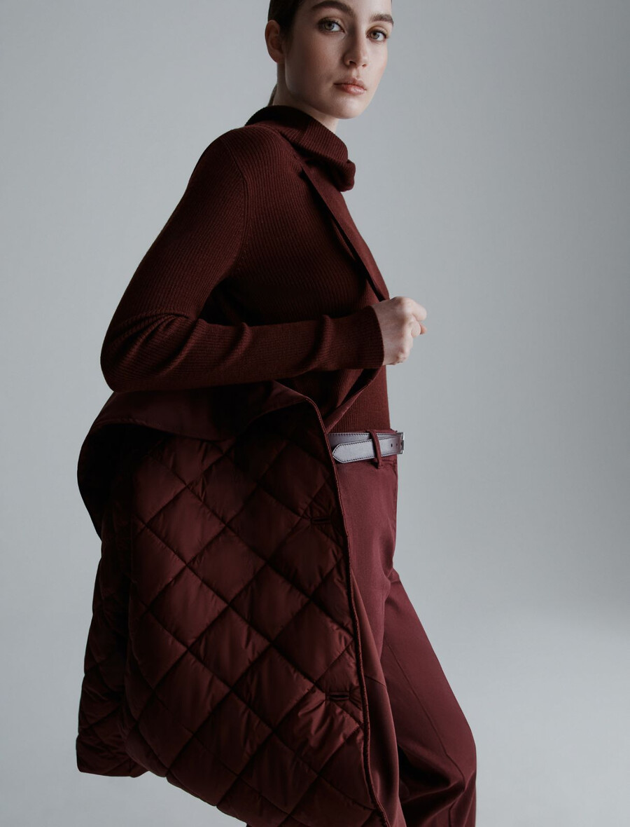 podložen in prešit plašč - bordo