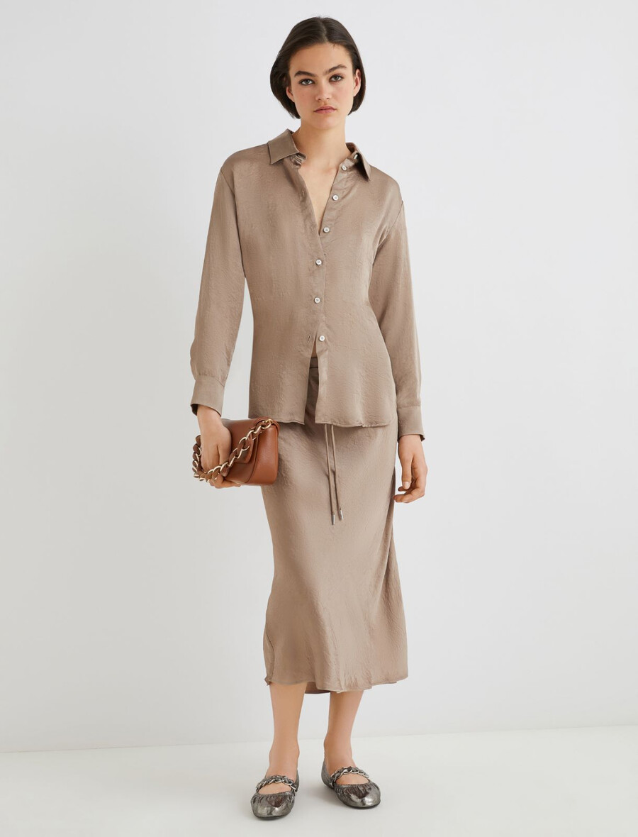 srajca iz nagubane tkanine - mud