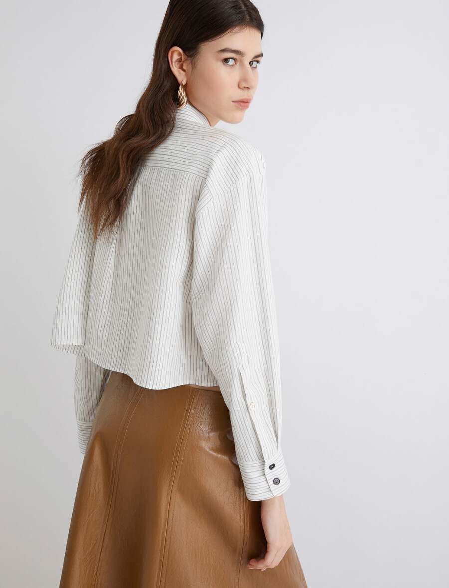 skrajšana bluza - bela