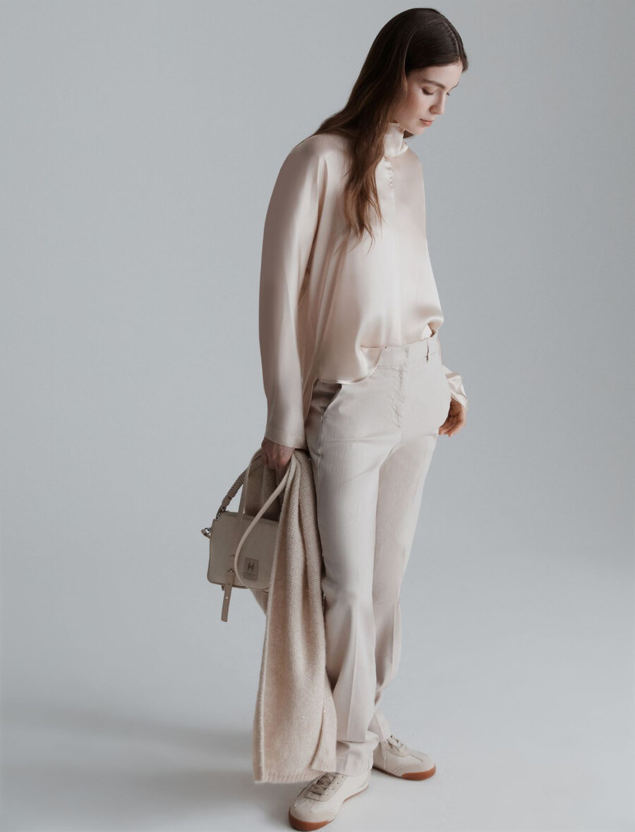 bluza iz svilene mešanice - kremna