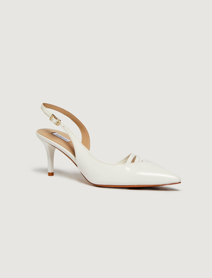 Čevlji z naramnicami - bela