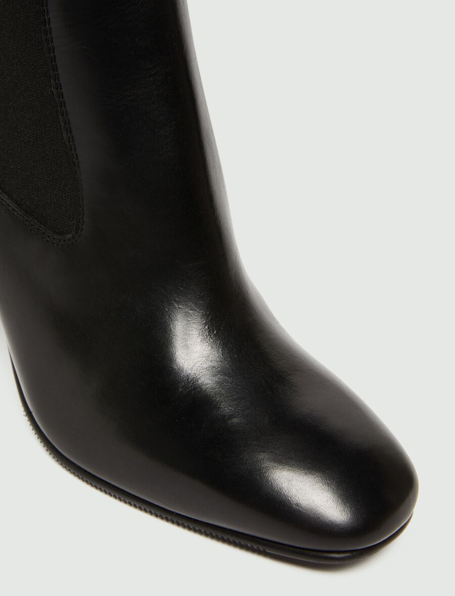 chelsea škornji s peto - Črni