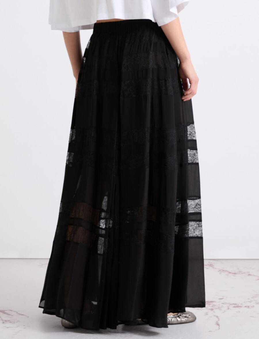 krilo s čipkastim vstavkom - Črna