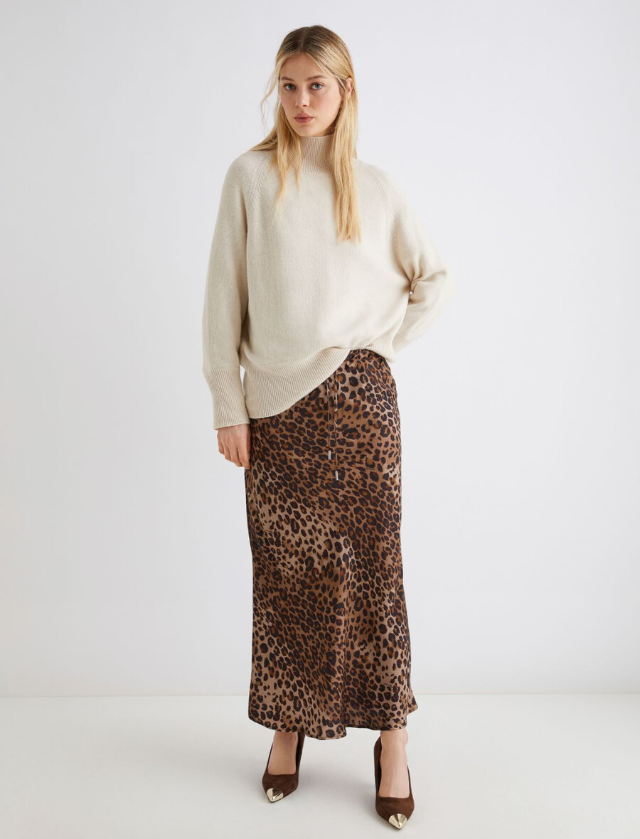 dolgo krilo z vrvico - naravno