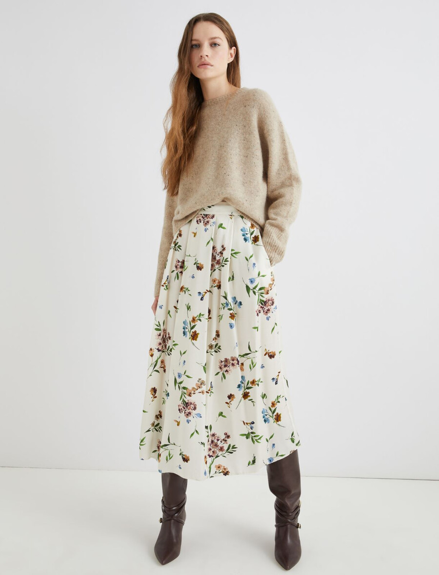 satenasto krilo po celotni dolžini - kremna