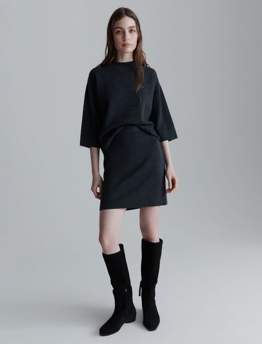 pleteno krilo - temno siva