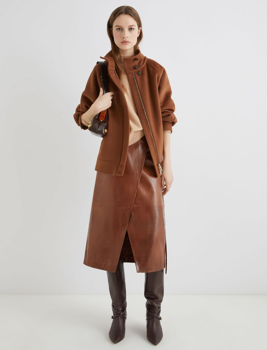 ovito krilo iz napa usnja - rjavo