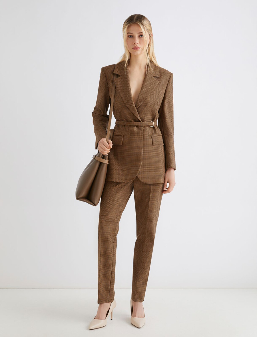 chino hlače iz raztegljive tkanine - camel