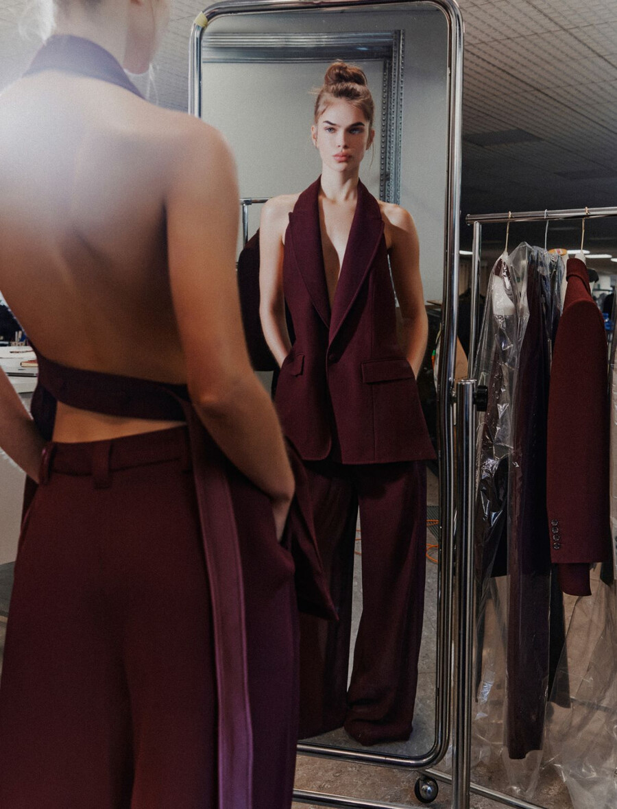 blazer brez rokavov - bordo