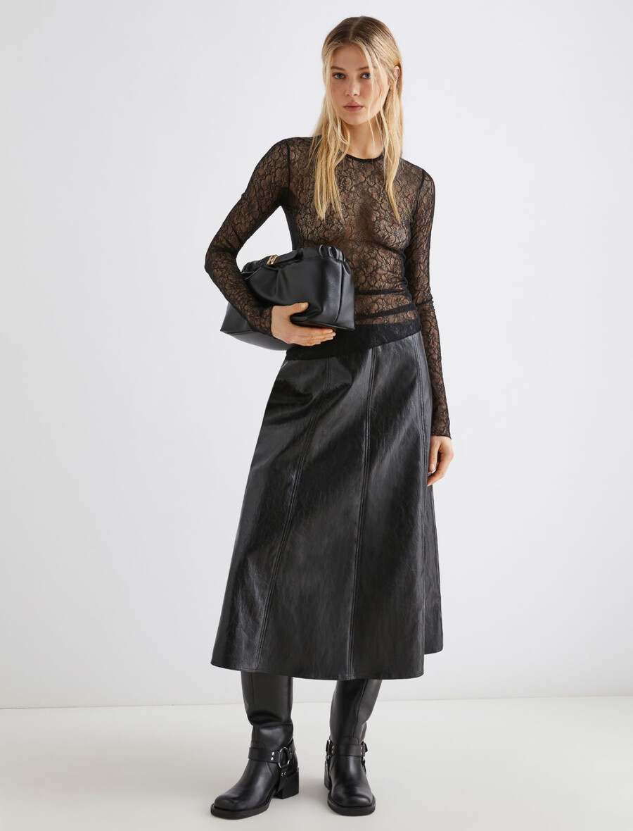 raztegljiva čipkasta majica - Črna