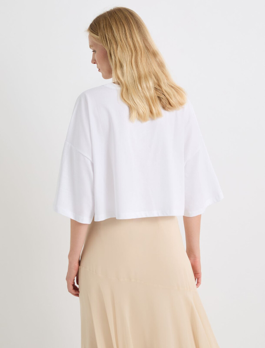 majica z vezenim logotipom - optical white