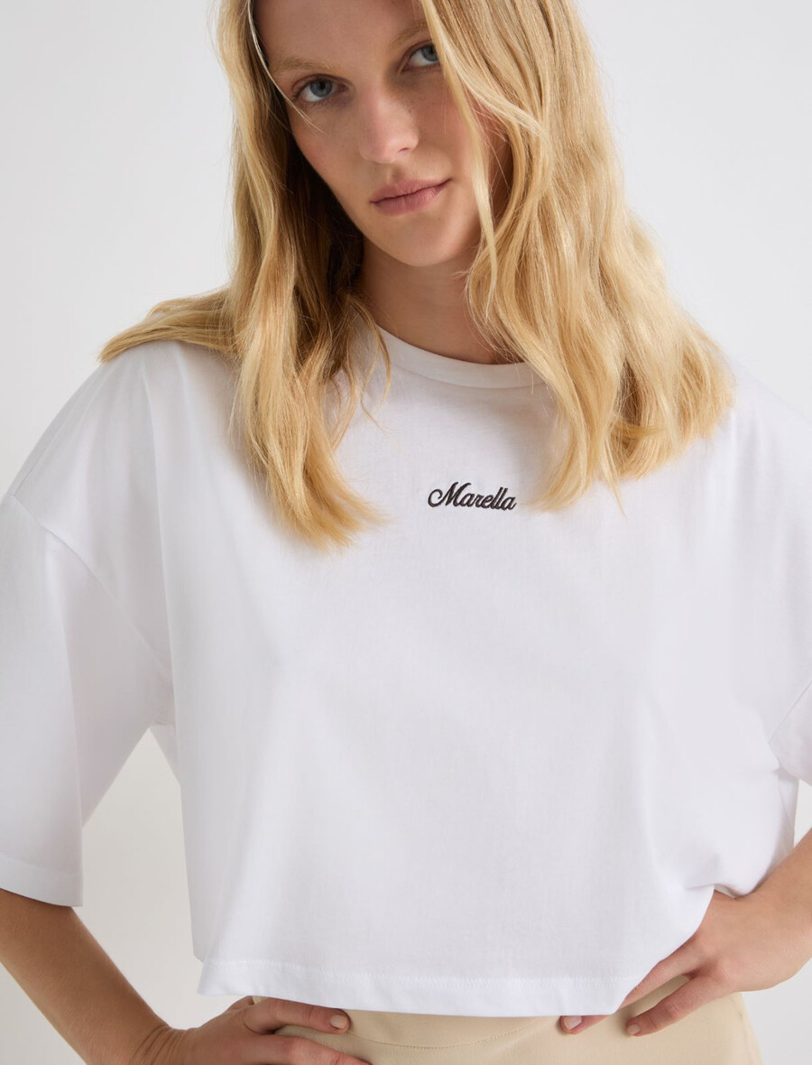 majica z vezenim logotipom - optical white
