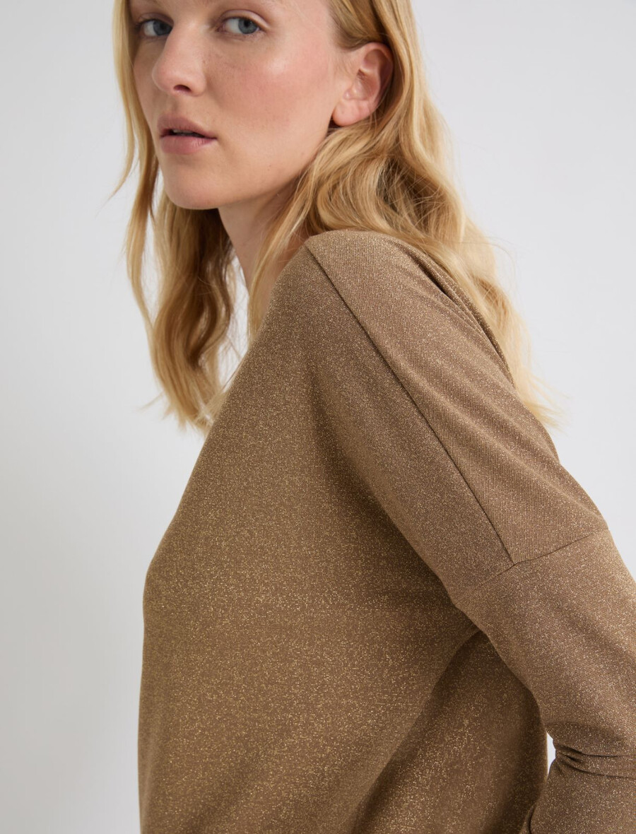 pulover sproščenega kroja z lureksom - zlat